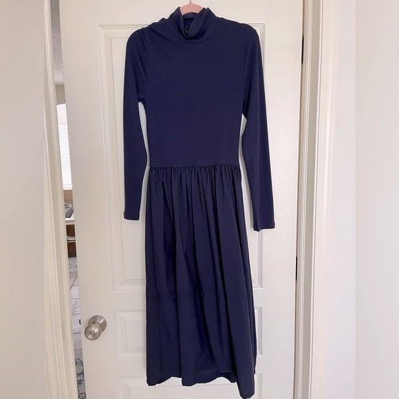 Never worn Zara blue a-line midi dress with long sleeve,  fit & flare - Picture 1 of 1
